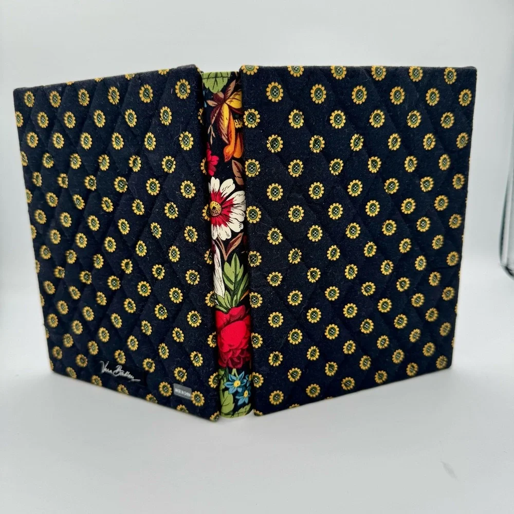 Vera‎ Bradley Vibrant Black Quilted Double Photo Frame